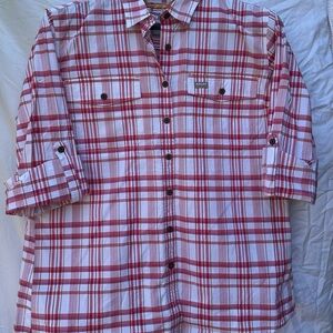 NWOT Women’s ARIAT  Shirt